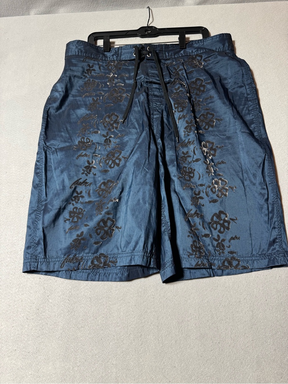 Y2K FUBU Navy Blue Floral-Print Flat Front Shorts Size 38
